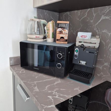 Flat B&B Terry In Ercolano Napoli Exterior foto